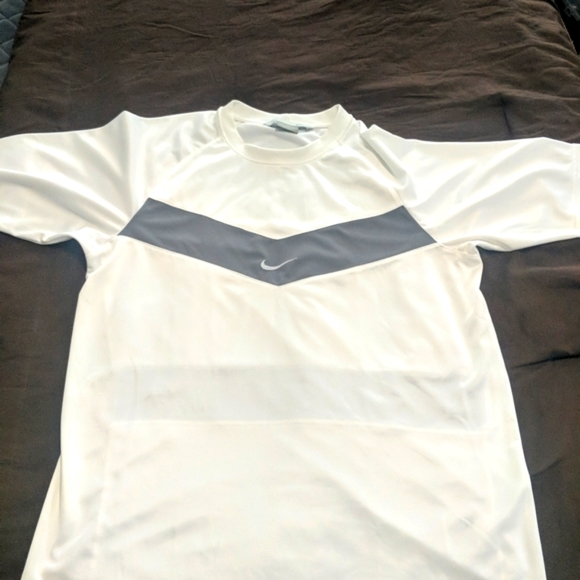 Nike Other - Men's Nike Shirt 👕